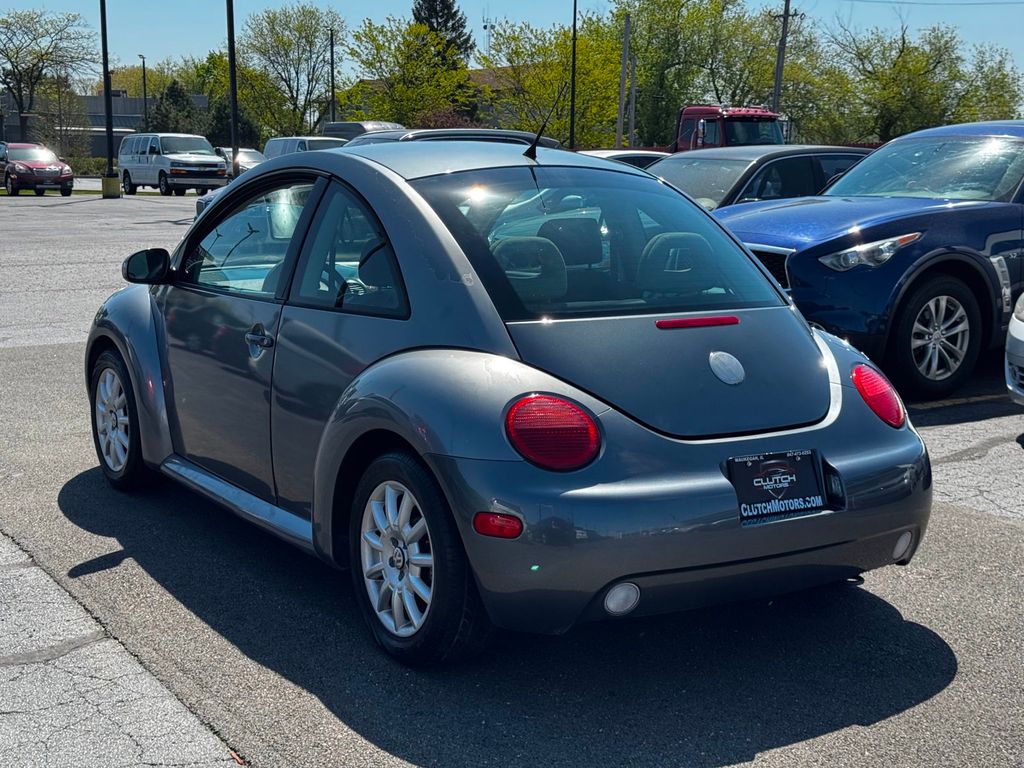2004 Volkswagen New Beetle Coupe 2dr Coupe GLS TDI Manual - 23024603 - 6