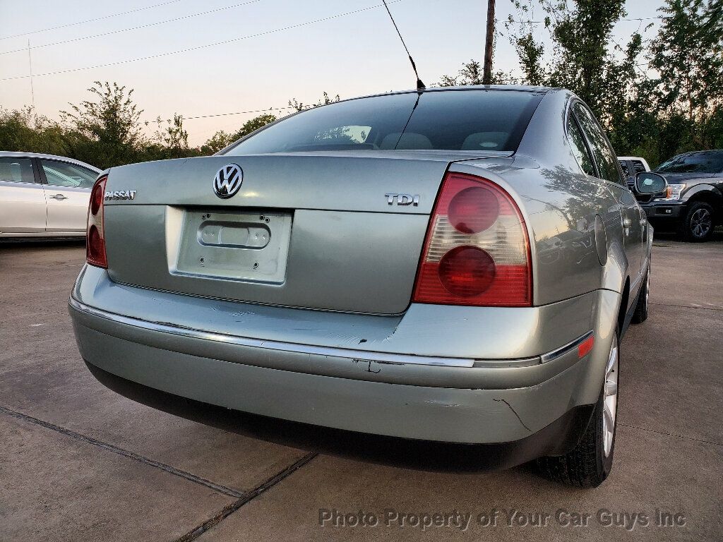 2004 Volkswagen Passat Sedan 4dr Sedan GLS TDI Automatic - 22674704 - 11