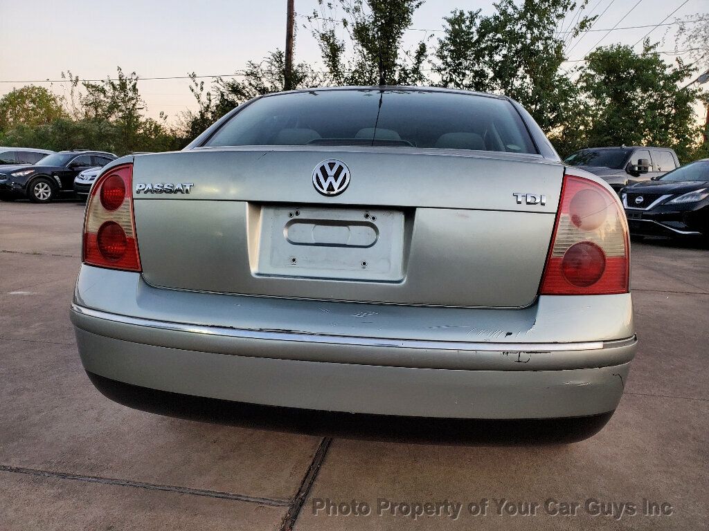 2004 Volkswagen Passat Sedan 4dr Sedan GLS TDI Automatic - 22674704 - 12