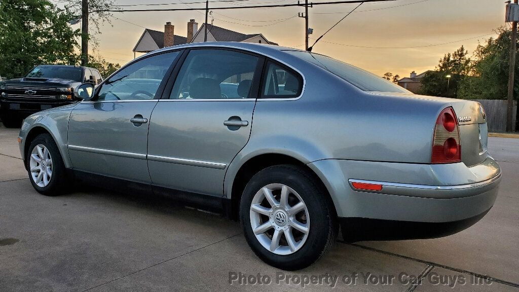 2004 Volkswagen Passat Sedan 4dr Sedan GLS TDI Automatic - 22674704 - 16