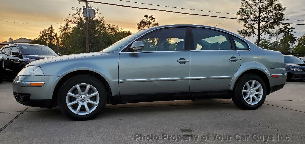 2004 Volkswagen Passat Sedan 4dr Sedan GLS TDI Automatic - 22674704 - 19