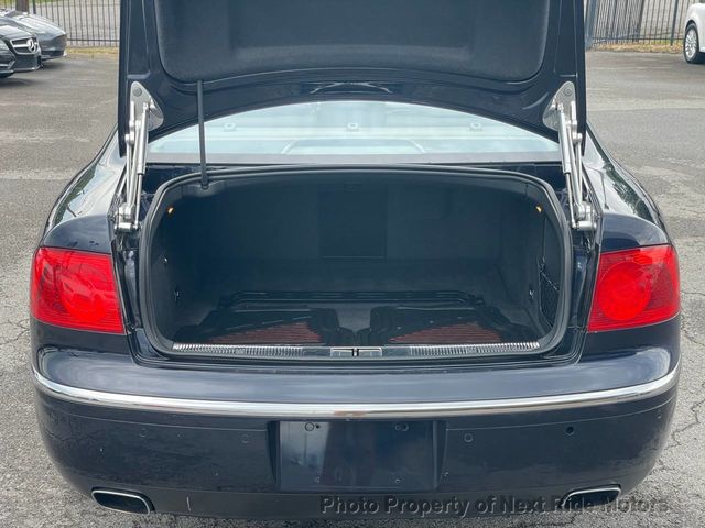 2004 Volkswagen Phaeton 2004 VOLKSWAGEN PHAETON 4.2L V8 4D LUXURY SEDAN 615-730-9991 - 23024303 - 25