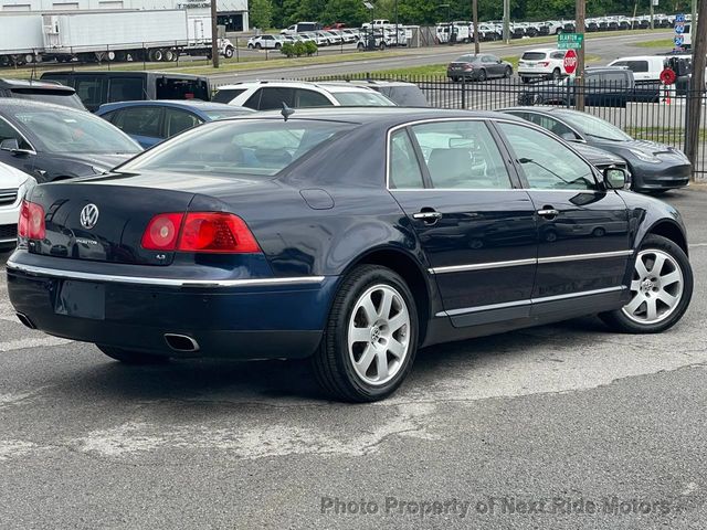 2004 Volkswagen Phaeton 2004 VOLKSWAGEN PHAETON 4.2L V8 4D LUXURY SEDAN 615-730-9991 - 23024303 - 27