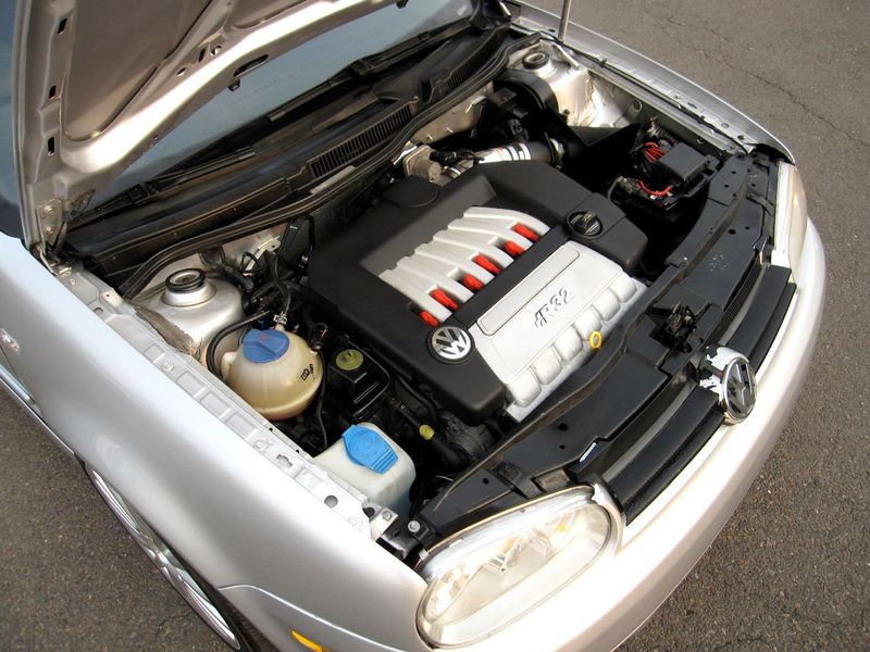 2004 Used Volkswagen R32 2dr Hatchback 6-Speed Manual at GT Motors PA  Serving Philadelphia, IID 21950247