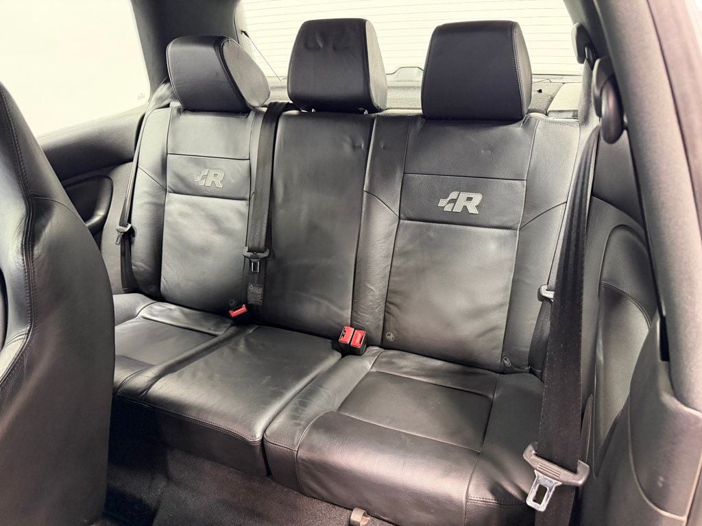 2004 Volkswagen R32 2dr Hatchback 6-Speed Manual - 22987861 - 13