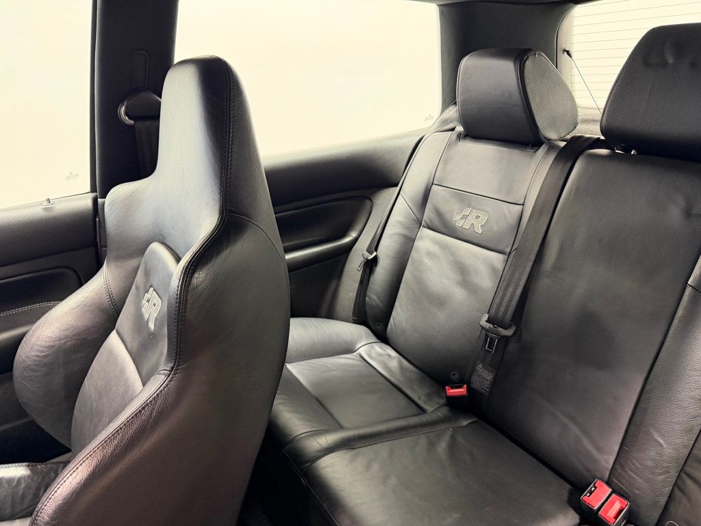2004 Volkswagen R32 2dr Hatchback 6-Speed Manual - 22987861 - 15