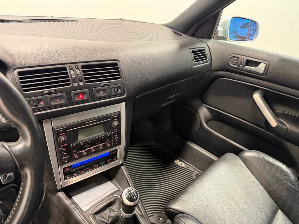 2004 Volkswagen R32 2dr Hatchback 6-Speed Manual - 22987861 - 47