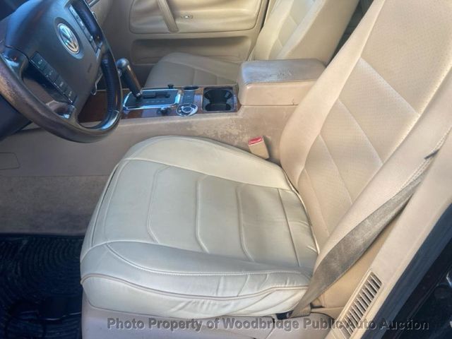 2004 Volkswagen Touareg 4dr V6 - 22961593 - 5
