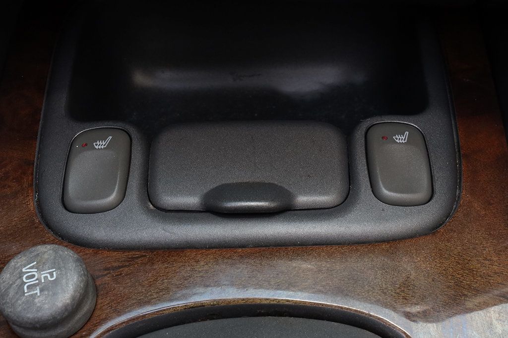 2004 Volvo C70 2dr Convertible 2.3L Turbo Automatic - 23043361 - 34