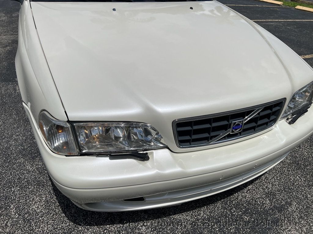 2004 Volvo C70 Convertible Touring LPT 2.4L Turbo - 22910805 - 22