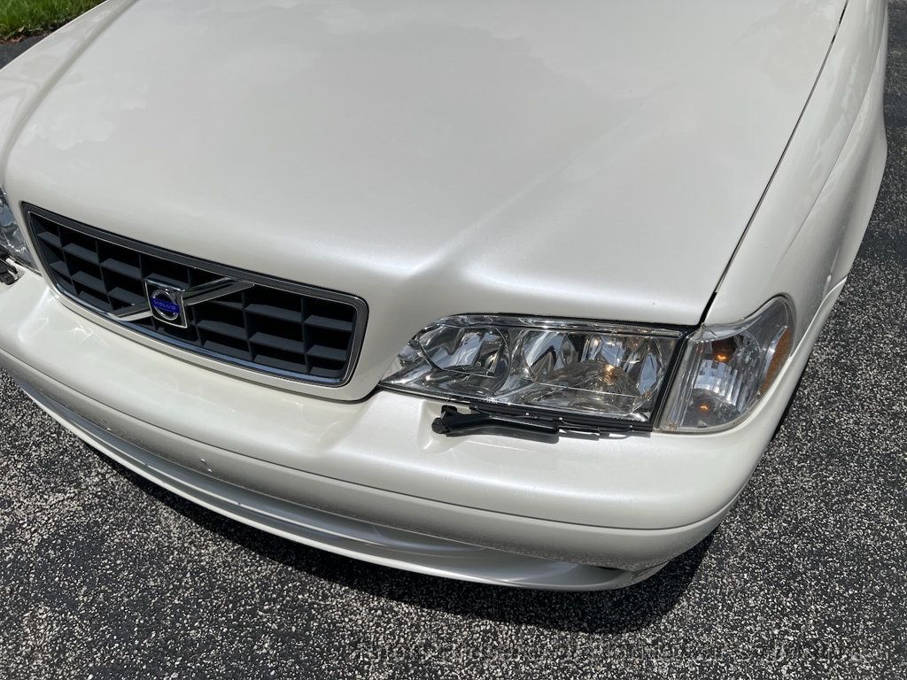 2004 Volvo C70 Convertible Touring LPT 2.4L Turbo - 22910805 - 23