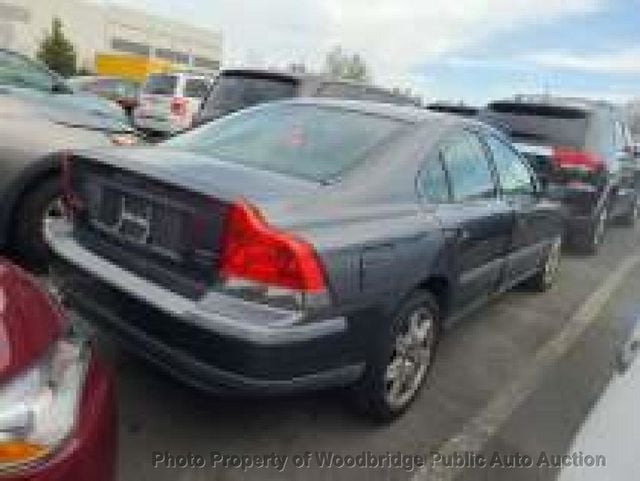 2004 Volvo S60 2.5T - 22371635 - 21