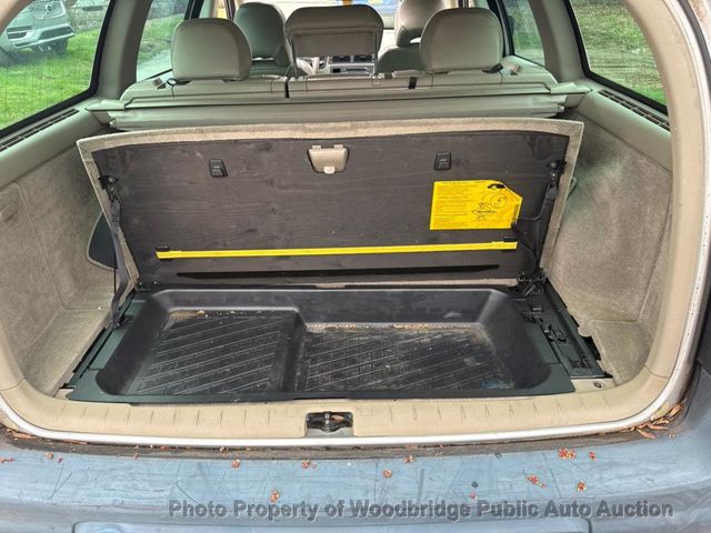 2004 Volvo XC70 Base Trim - 23006825 - 12