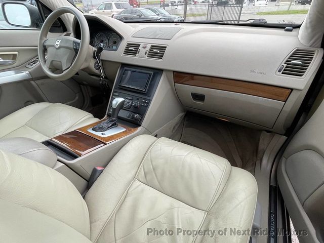 2004 Volvo XC90 2004 VOLVO XC90 2.5L TURBO AWD 3RD ROW 1-OWNER 615-730-9991 - 23019833 - 15