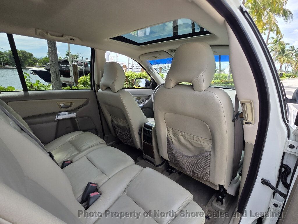 2004 Volvo XC90 2.5T AWD - 23060840 - 10