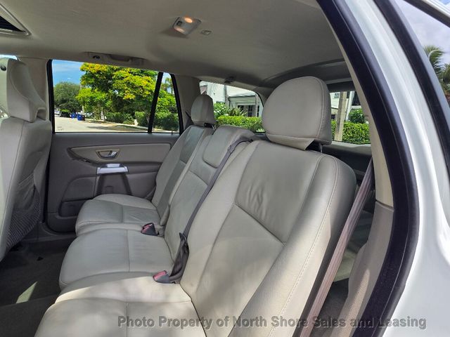 2004 Volvo XC90 2.5T AWD - 23060840 - 22