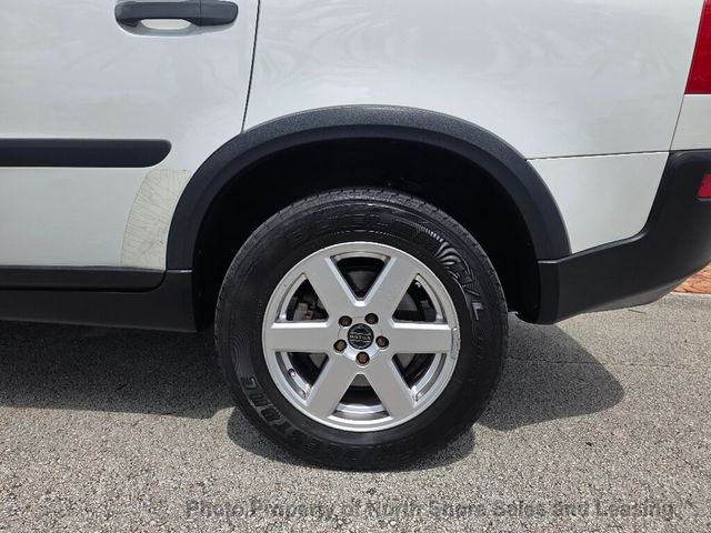 2004 Volvo XC90 2.5T AWD - 23060840 - 40