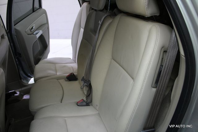 2004 Volvo XC90 4dr 2.5L Turbo w/Sunroof/3rd Row - 23070827 - 27