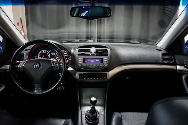 2005 Acura TSX *6-Speed Manual* *Arctic Blue w/ Black Leather*  - 22993638 - 20