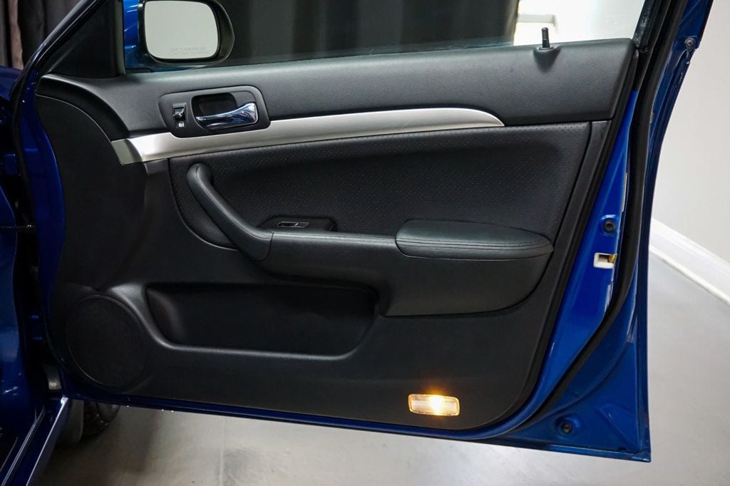 2005 Acura TSX *6-Speed Manual* *Arctic Blue w/ Black Leather*  - 22993638 - 34