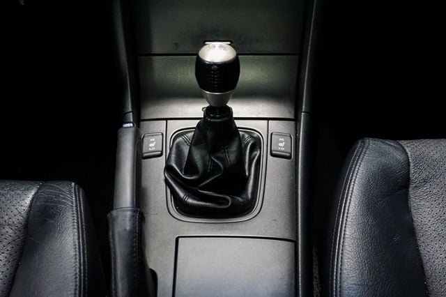 2005 Acura TSX *6-Speed Manual* *Arctic Blue w/ Black Leather*  - 22993638 - 60