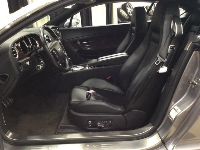 2005 Bentley Continental 2dr Coupe GT - 22983109 - 10