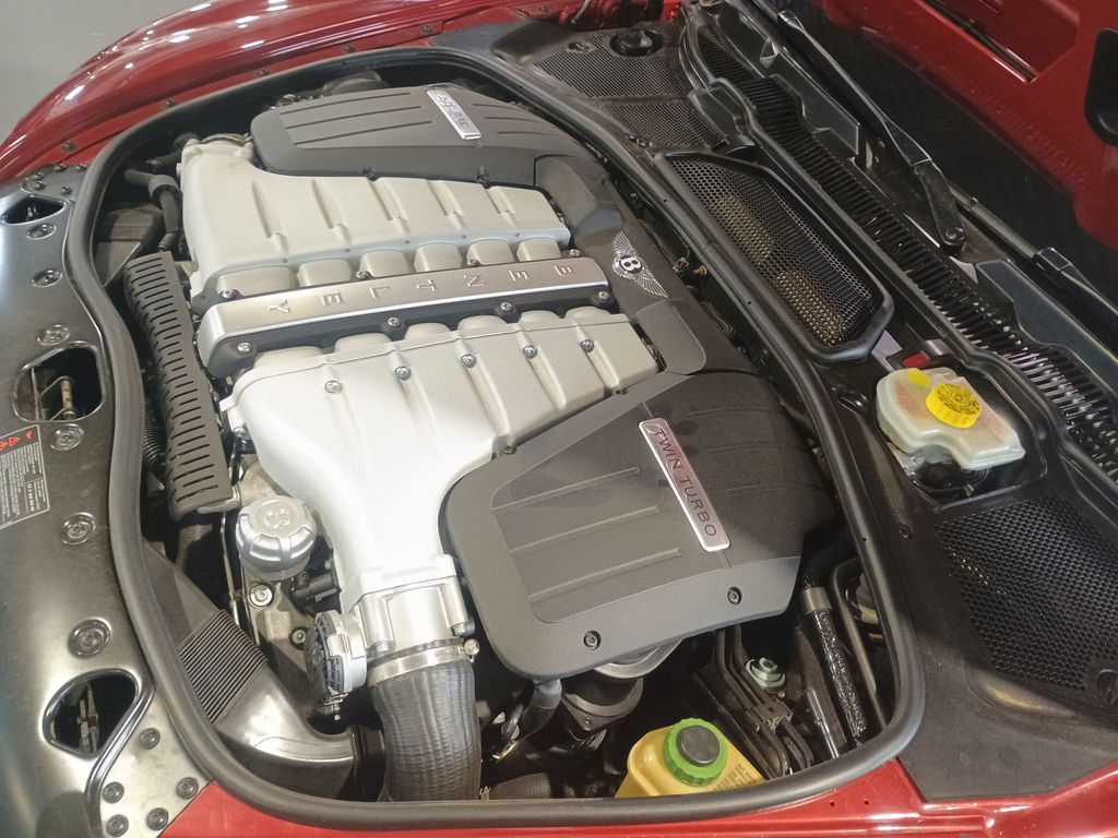 2005 Bentley Continental 2dr Coupe GT Clean Carfax - 22976422 - 41