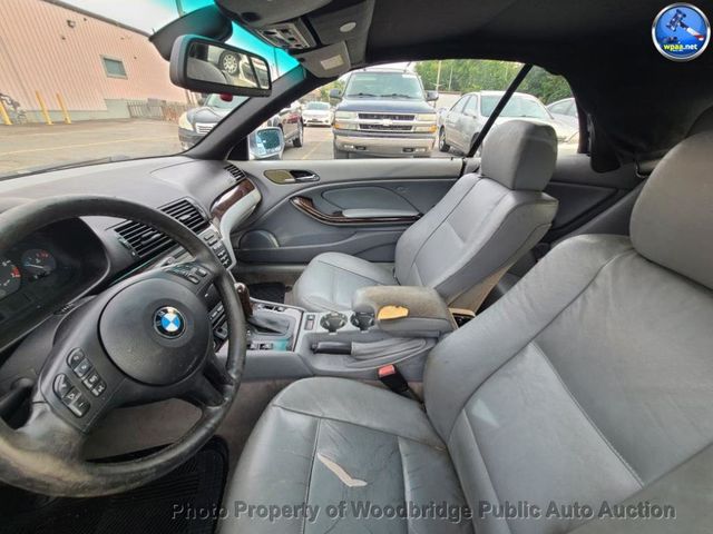 2005 BMW 3 Series 325Ci - 23067704 - 7