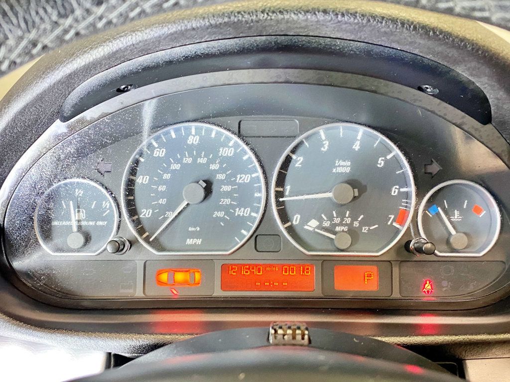2005 BMW 3 Series 330Ci - 23029270 - 34