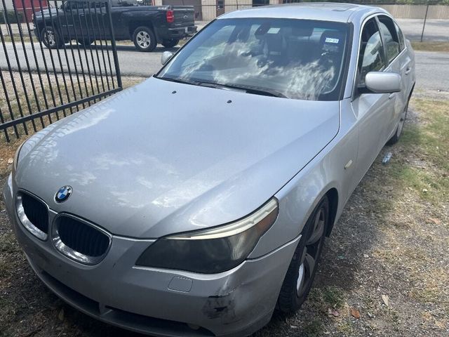 2005 BMW 5 Series 530i - 22063773 - 5