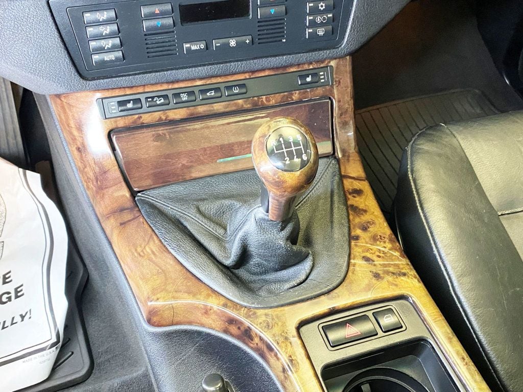 2005 BMW X5 Manual Transmission !  - 22915826 - 32