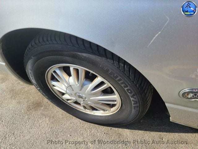 2005 Buick LeSabre 4dr Sedan Custom - 22933413 - 6