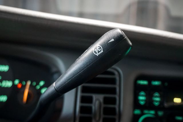 2005 Buick Park Avenue *Ultra Luxury Package* *3.8L V6 Supercharged* *Low Miles* - 22905791 - 21