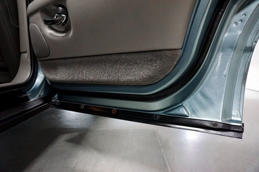 2005 Buick Park Avenue *Ultra Luxury Package* *3.8L V6 Supercharged* *Low Miles* - 22905791 - 77