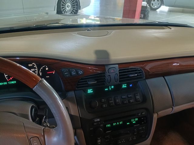 2005 Cadillac DeVille 4dr Sedan DTS Clean Carfax Florida Car - 22974277 - 20