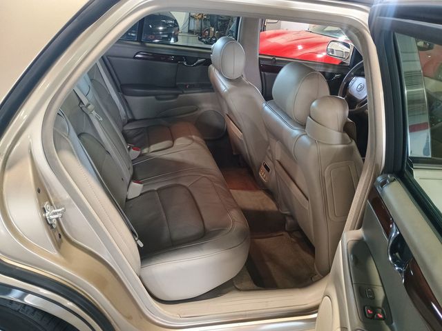 2005 Cadillac DeVille 4dr Sedan DTS Clean Carfax Florida Car - 22974277 - 30