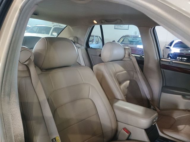 2005 Cadillac DeVille 4dr Sedan DTS Clean Carfax Florida Car - 22974277 - 36
