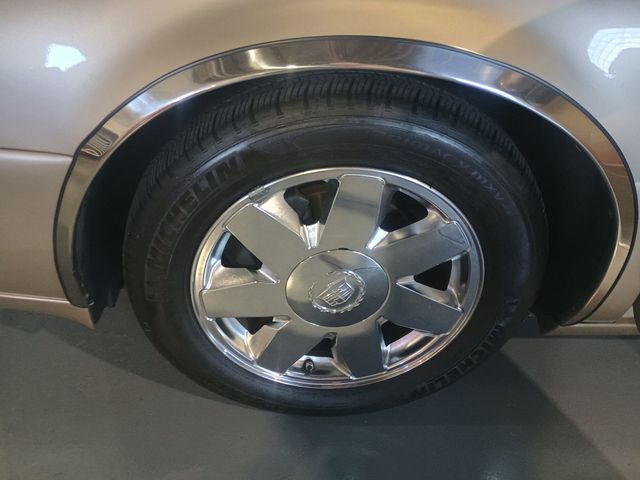 2005 Cadillac DeVille 4dr Sedan DTS Clean Carfax Florida Car - 22974277 - 46