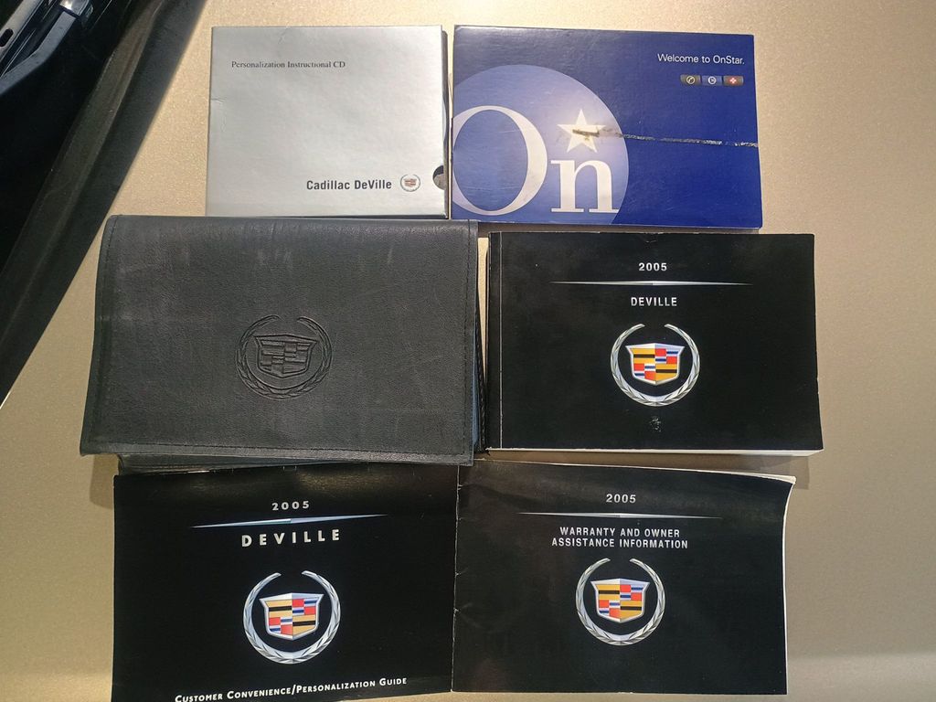 2005 Cadillac DeVille 4dr Sedan DTS Clean Carfax Florida Car - 22974277 - 52