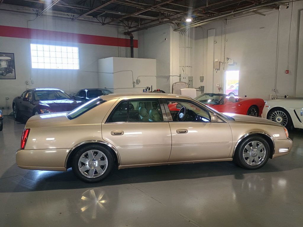 2005 Cadillac DeVille 4dr Sedan DTS Clean Carfax Florida Car - 22974277 - 6
