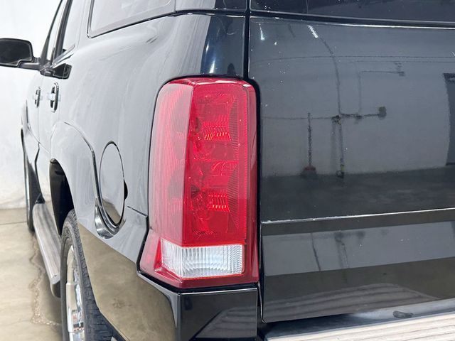 2005 Cadillac Escalade 4dr 2WD - 23053939 - 10