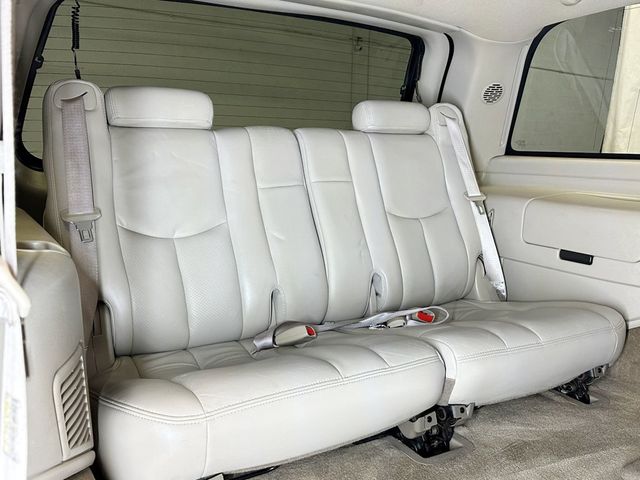 2005 Cadillac Escalade 4dr 2WD - 23053939 - 38
