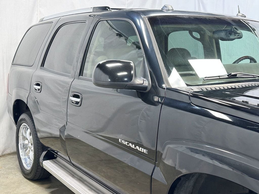2005 Cadillac Escalade 4dr 2WD - 23053939 - 3