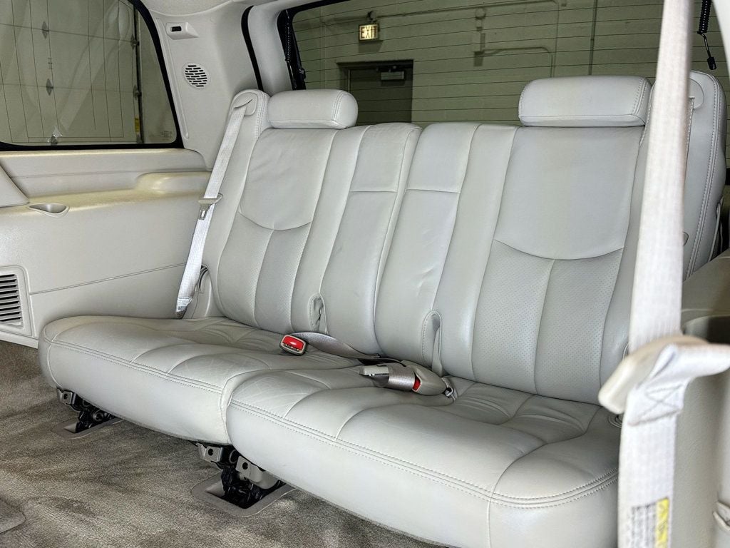 2005 Cadillac Escalade 4dr 2WD - 23053939 - 39
