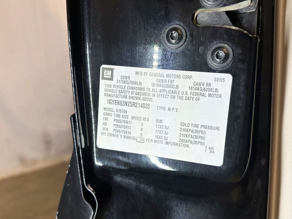 2005 Cadillac Escalade 4dr 2WD - 23053939 - 44
