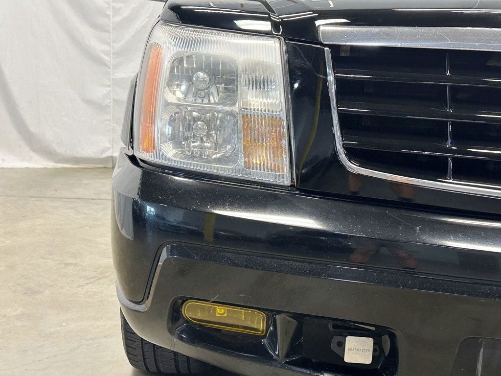 2005 Cadillac Escalade 4dr 2WD - 23053939 - 5