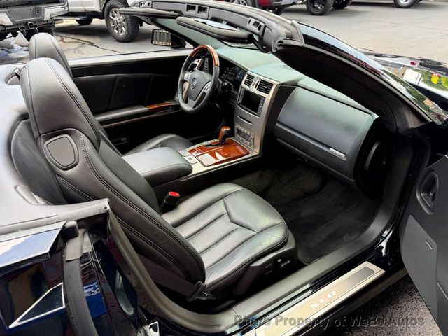 2005 Cadillac XLR 2dr Convertible - 23044769 - 29