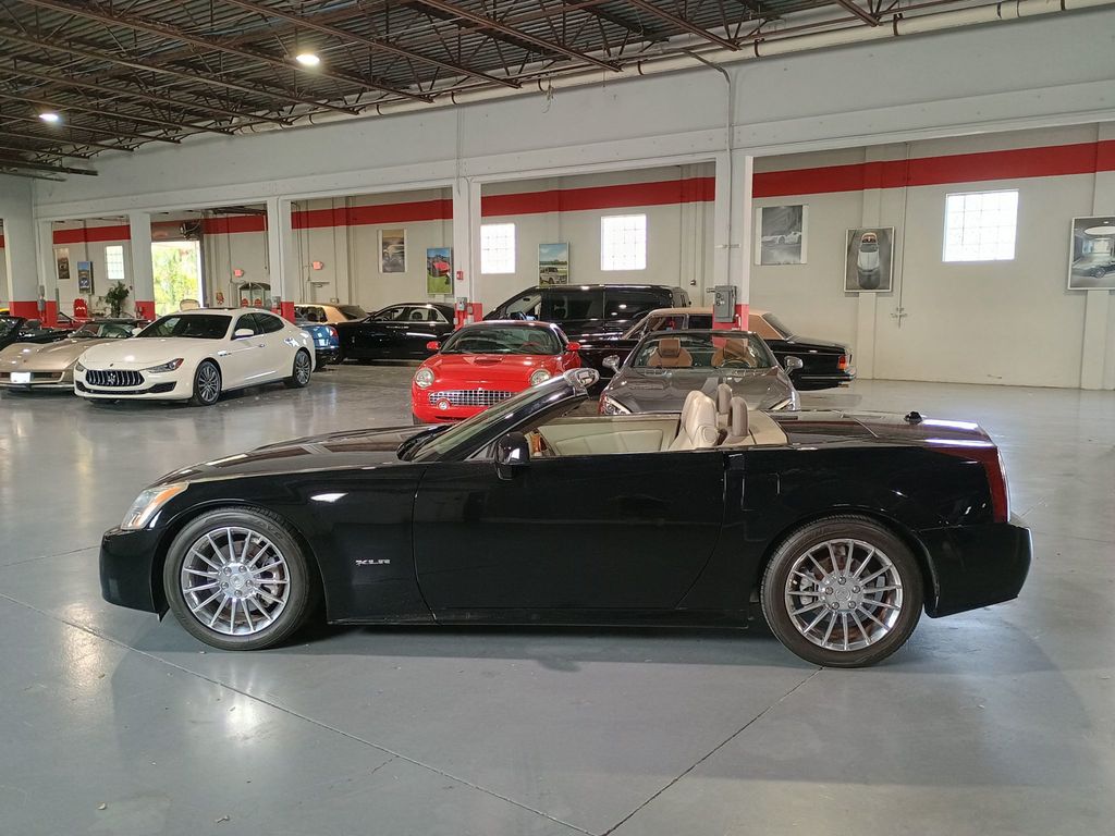2005 Cadillac XLR 2dr Convertible Clean Carfax - 23081428 - 1