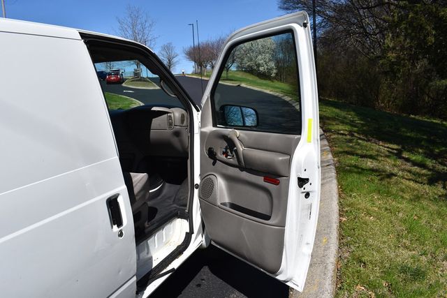 2005 Chevrolet Astro Cargo Van 111.2" WB RWD - 22360507 - 10