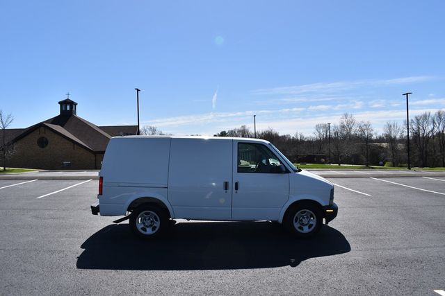 2005 Chevrolet Astro Cargo Van 111.2" WB RWD - 22360507 - 16